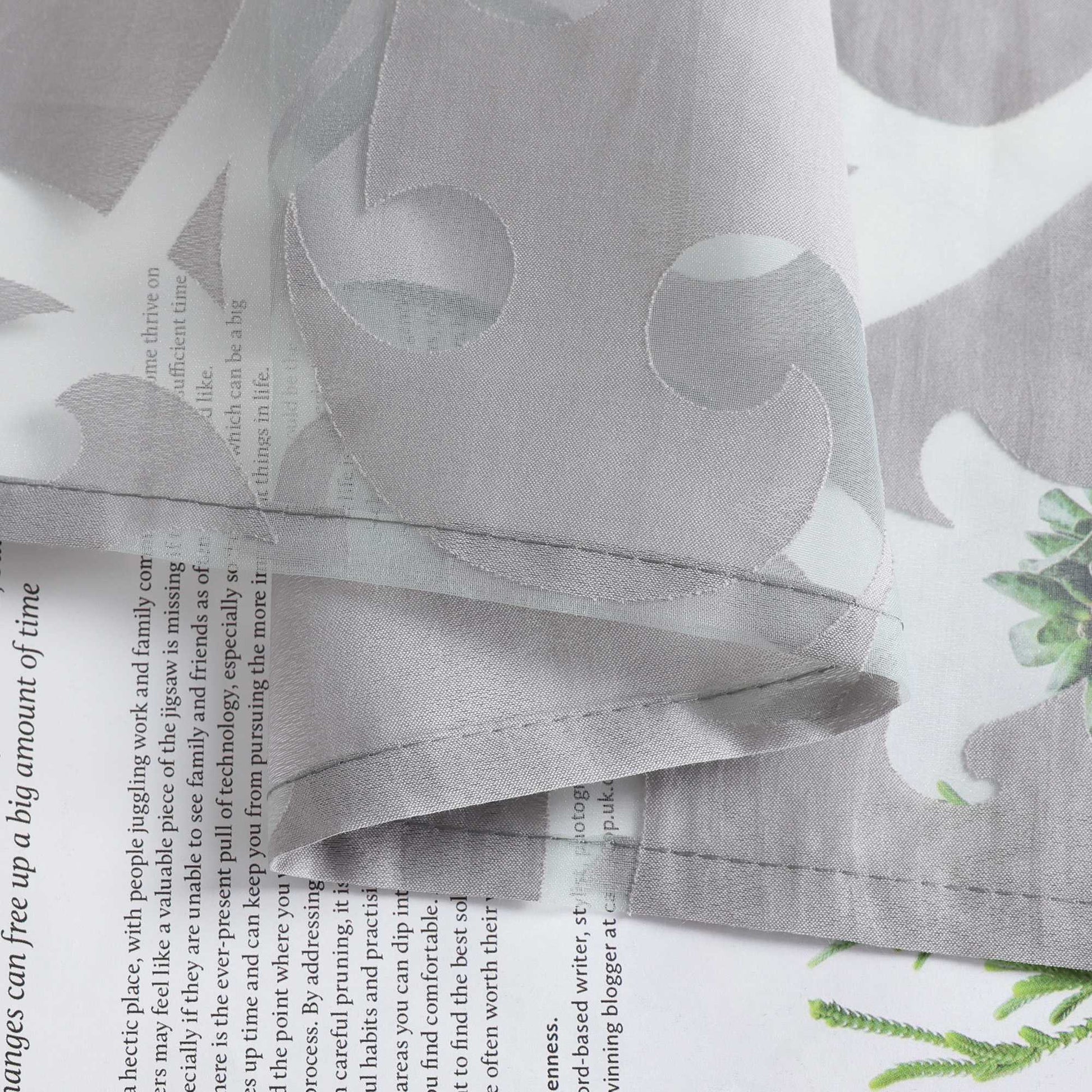 Scheibengardine Voile Bistrogardinen mit Schlaufen Modern Kurzgardine Ausbrenner Küche Kurzgardine Transparent - Joyswahl